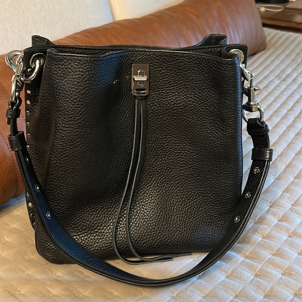 Stunning pebbled leather Rebecca Minkoff shoulder bag